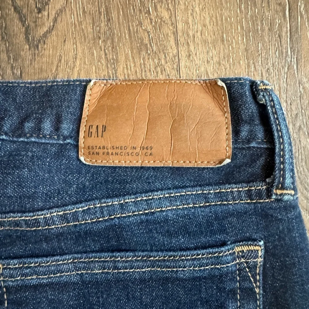 GAP Men's Dark Blue Slim Jeans